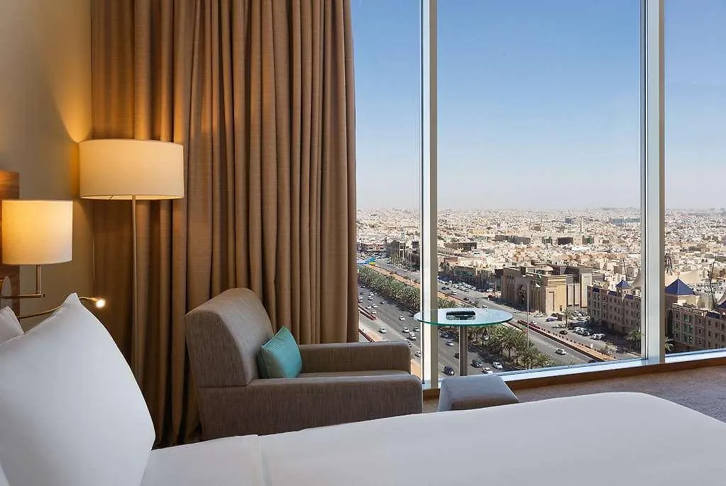 Hilton Garden Inn Riyadh Financial District 4*,