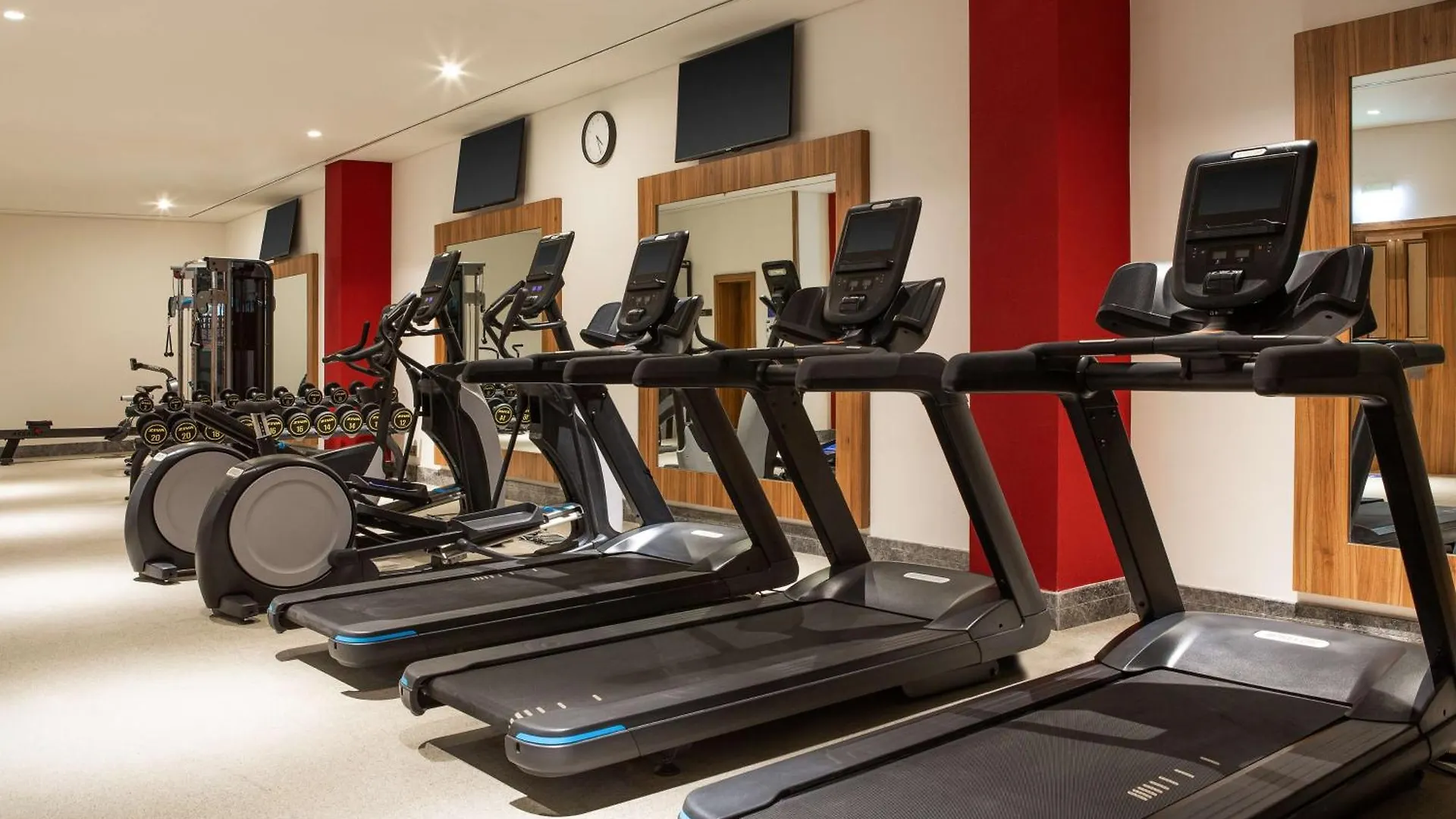 Hilton Garden Inn Riyadh Financial District 4*,